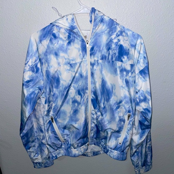 NWOT FOREVER 21 Blue Tie Dye Windbreaker - Picture 1 of 5